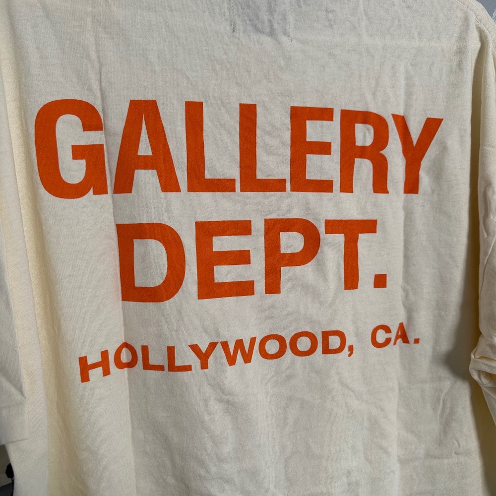 Gallery Dept. Souvenir T-Shirt (Cream/Orange)